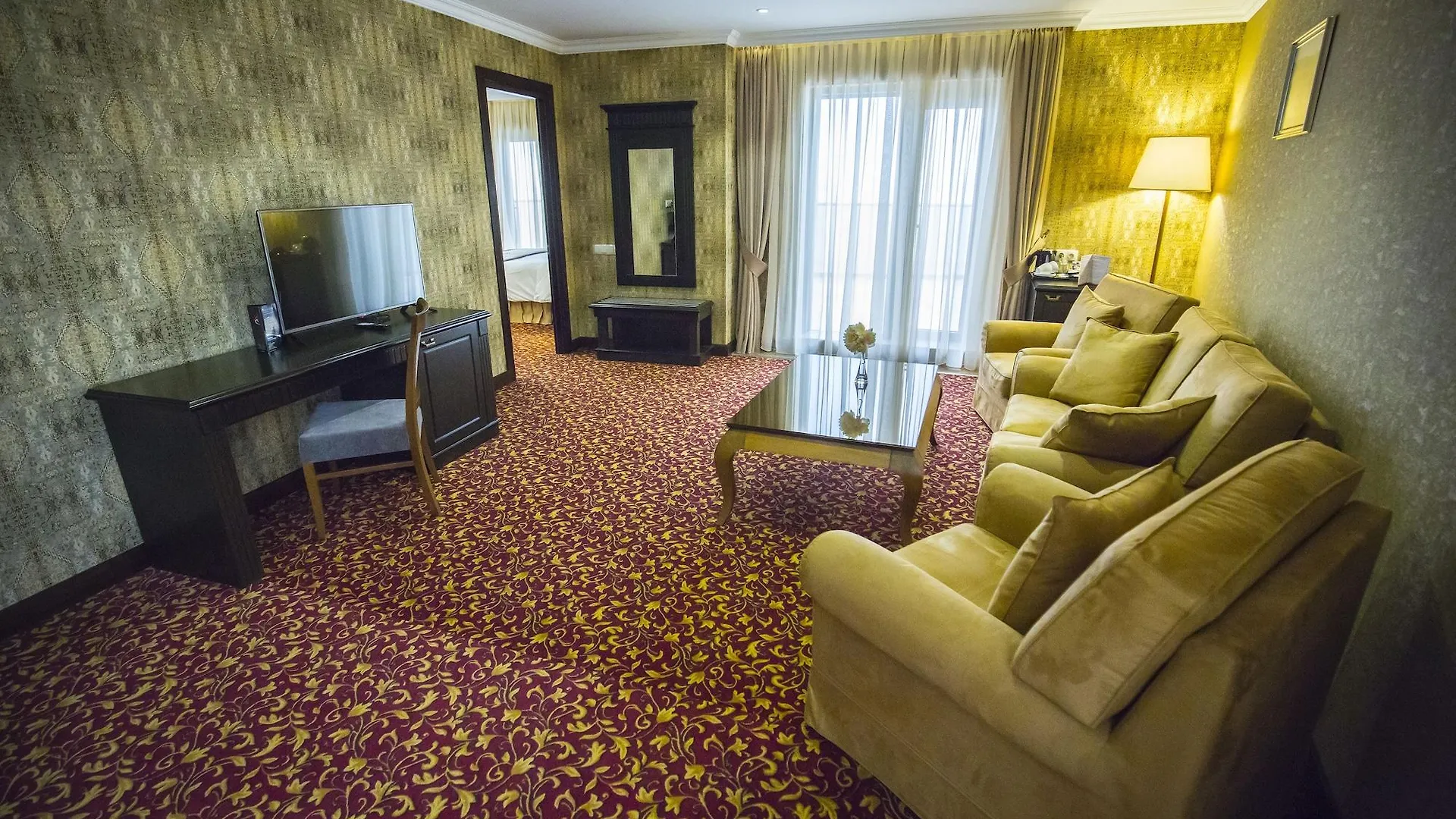 Colosseum Marina Hotel Batumi