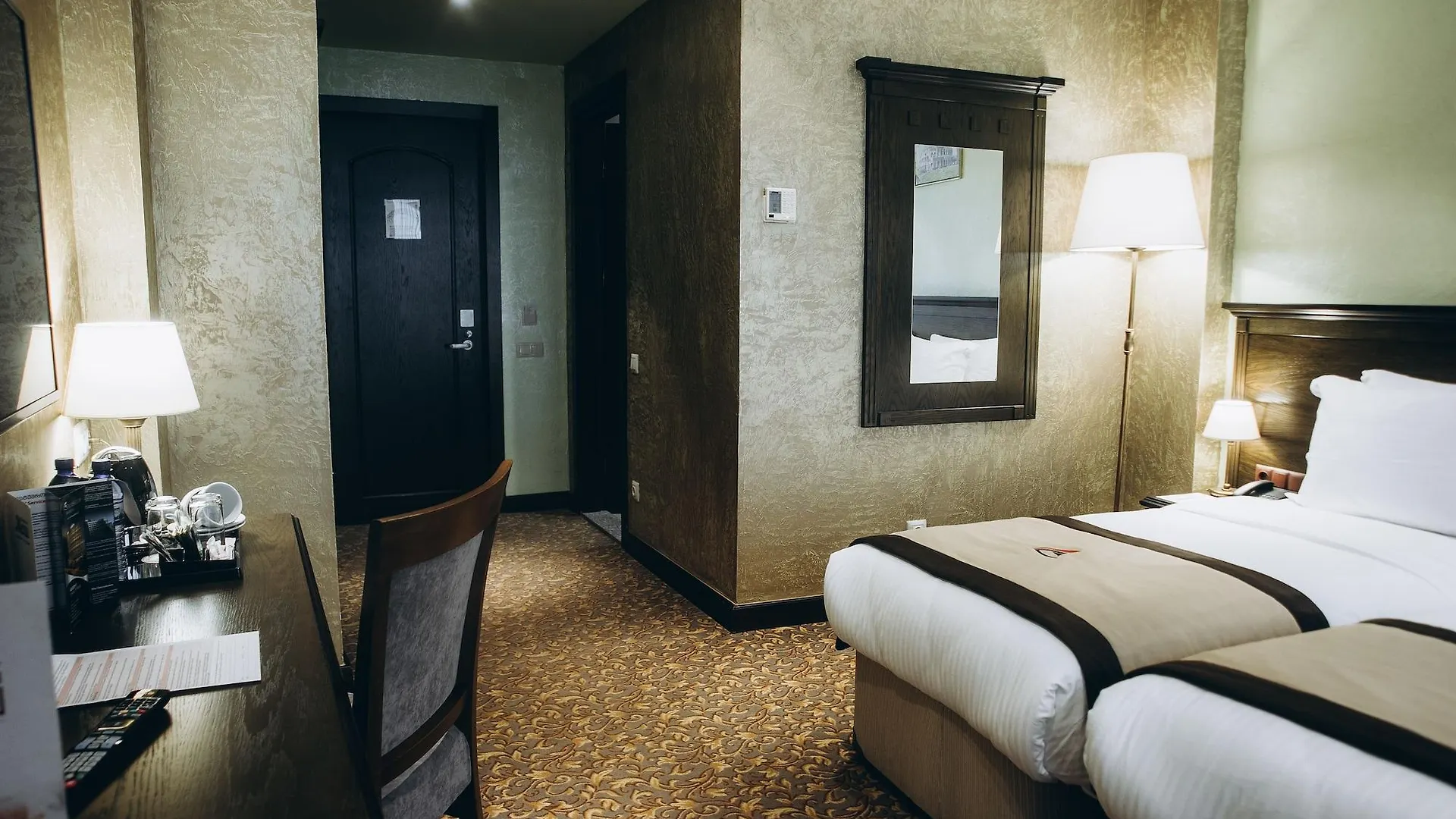 Colosseum Marina Hotel Batumi