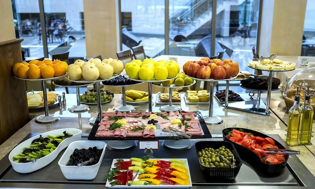 Colosseum Marina Hotel Batumi 5*,