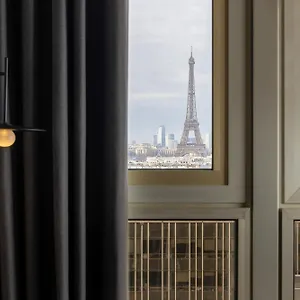 Otel Les Artistes ****